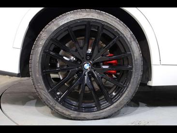BMW X5 XDrive50e — photo 7
