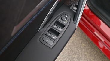 BMW IX2 Coupé SUV XDrive30 — photo 19