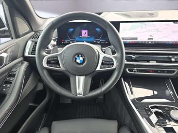 BMW X5 XDrive30d — photo 11