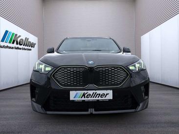 BMW IX2 EDrive20 — photo 2
