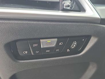 BMW Série 3 Berline 320d — photo 13