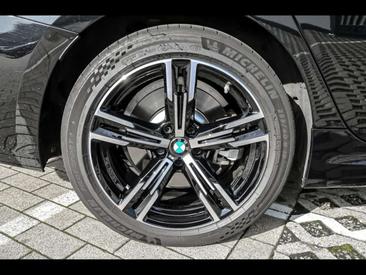 BMW Série 3 Berline 330e — photo 7