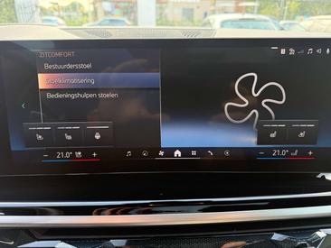 BMW X5 XDrive30d — photo 37