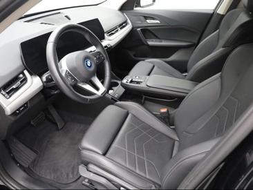 BMW IX2 EDrive20 — photo 5