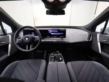 BMW IX XDrive45 — photo 6