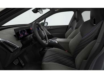 BMW IX XDrive45 — photo 27