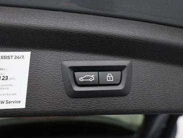 BMW X2 XDrive25e — photo 19