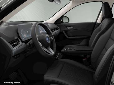 BMW IX1 XDrive30 — photo 2