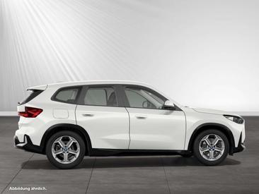BMW IX1 XDrive30 — photo 9