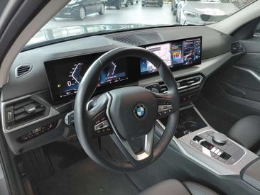 BMW Série 3 Berline 318i — photo 7