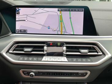 BMW X5 XDrive45e — photo 32