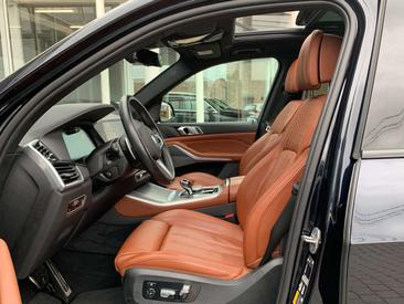 BMW X5 XDrive45e — photo 14