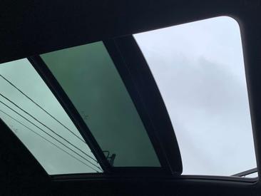BMW X5 XDrive45e — photo 22
