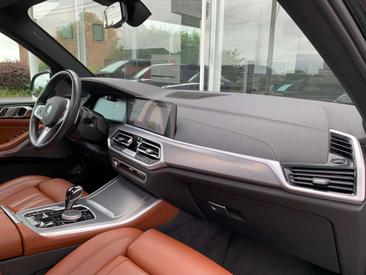 BMW X5 XDrive45e — photo 23