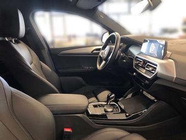 BMW X4 XDrive20d — photo 12