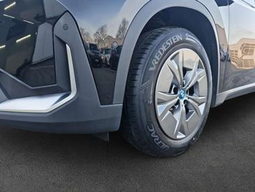 BMW IX1 XDrive30 — photo 5