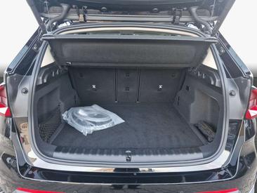 BMW IX1 XDrive30 — photo 8