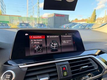 BMW X3 XDrive20i — photo 27