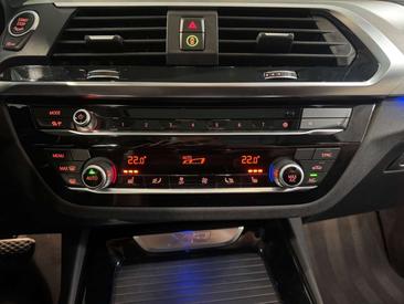 BMW X3 XDrive30e — photo 25