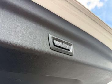 BMW X1 XDrive25e — photo 37