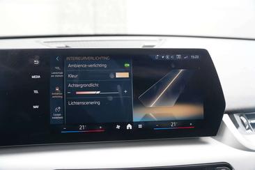 BMW IX2 EDrive20 — photo 30