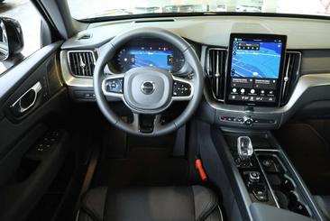 Volvo XC60 T6 Recharge AWD — photo 10