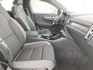 Volvo C40 Coupé SUV — photo 19