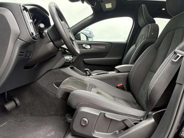 Volvo C40 Coupé SUV — photo 7