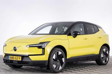 Volvo EX30 Single Motor Extended Range — photo 37