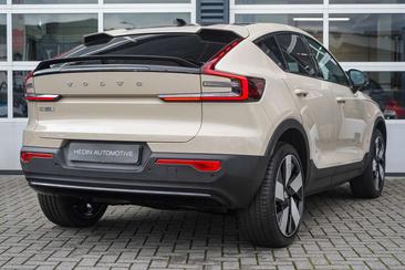 Volvo EC40 Coupé SUV Single Motor Extended Range — photo 6