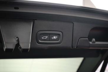 Volvo XC60 T8 Recharge AWD — photo 15