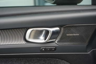 Volvo EC40 Coupé SUV Single Motor Extended Range — photo 15