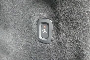 Volvo XC60 T6 Recharge AWD — photo 12