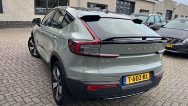 Volvo C40 Coupé SUV — photo 3