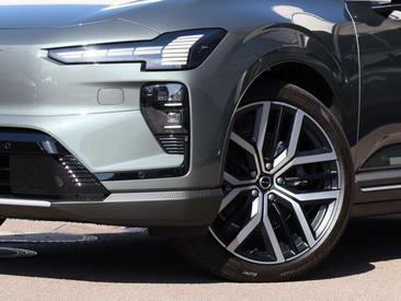 Volvo EX60 P10 AWD — photo 5