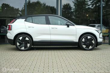 Volvo EX30 Single Motor Extended Range — photo 5