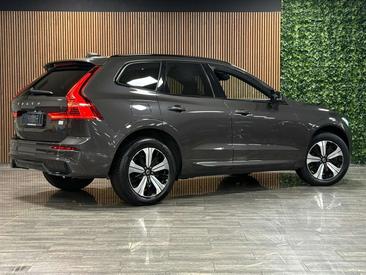 Volvo XC60 T6 Recharge AWD — photo 2