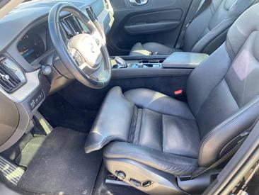 Volvo XC60 T6 Recharge AWD — photo 13