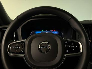 Volvo XC60 T6 Recharge AWD — photo 21