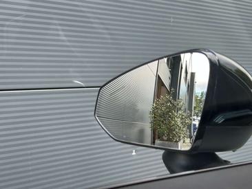 Volvo EX30 — photo 4