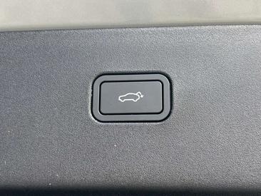 Volvo EX30 — photo 9