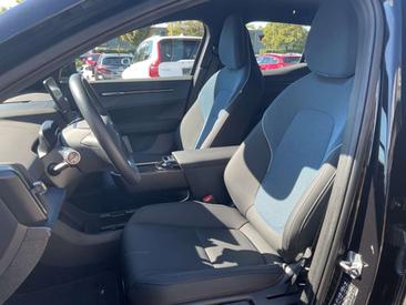 Volvo EX30 — photo 12