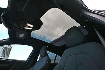 Volvo C40 Coupé SUV AWD — photo 9