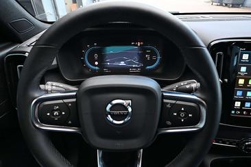 Volvo C40 Coupé SUV AWD — photo 12