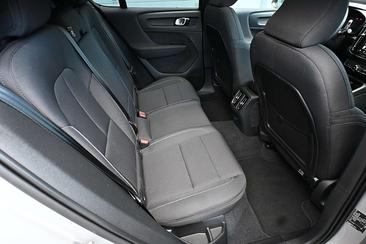 Volvo C40 Coupé SUV AWD — photo 16