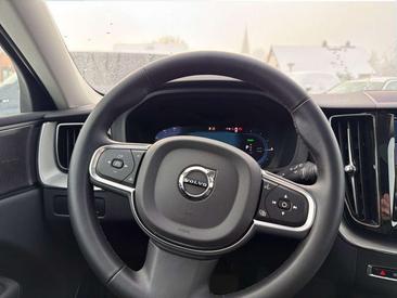 Volvo XC60 T8 Recharge AWD — photo 11