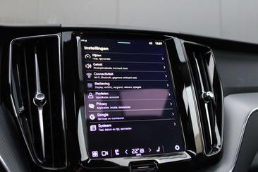 Volvo XC60 T8 Recharge AWD — photo 37