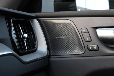 Volvo XC60 T8 Recharge AWD — photo 44