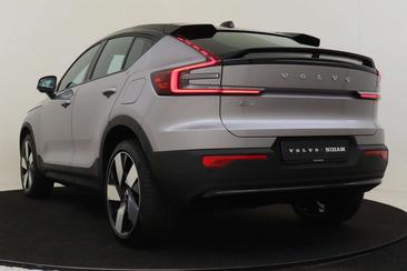 Volvo EC40 Coupé SUV Single Motor Extended Range — photo 4