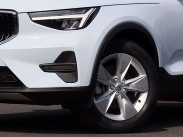 Volvo XC40 B3 — photo 5